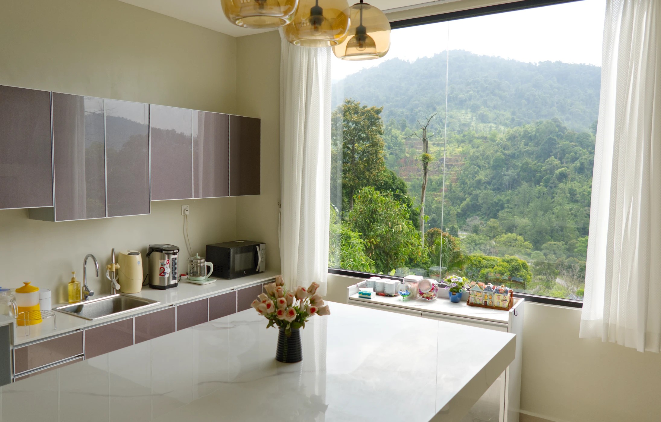 dry kitchen