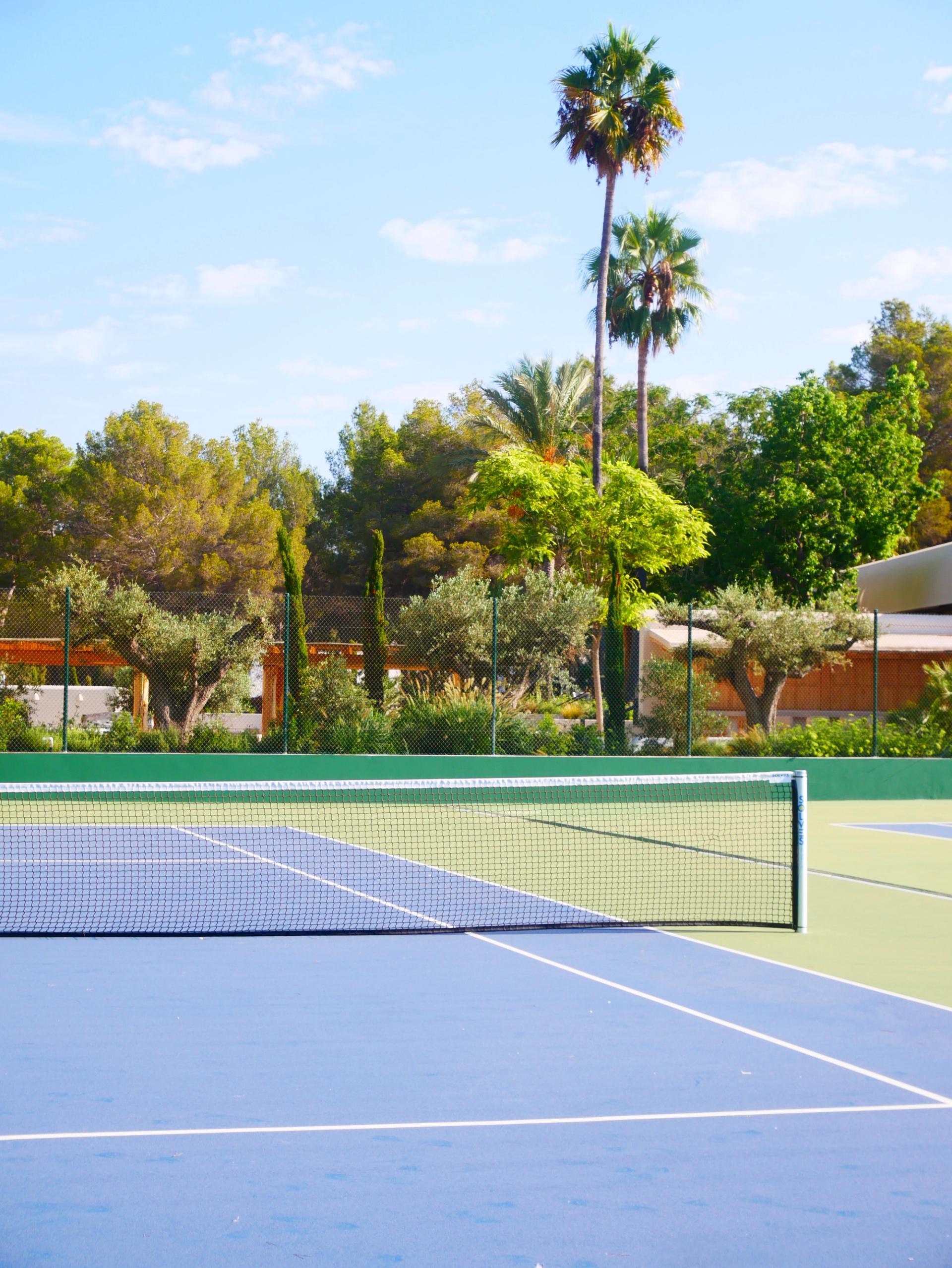 Tennis Courts 