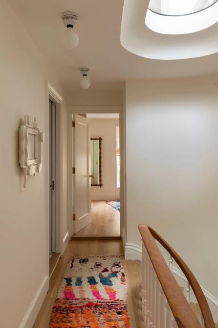 Cobble Hill Anglo-Italianate hallway