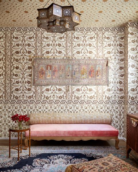 Brooklyn Heights Pre-War Prayer Room