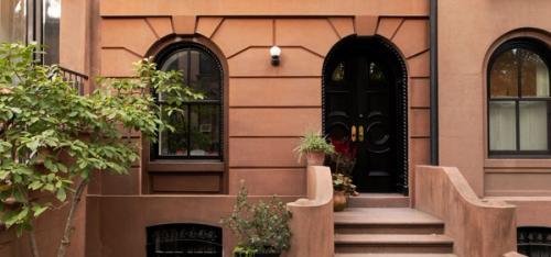 Cobble Hill Anglo-Italianate Facade