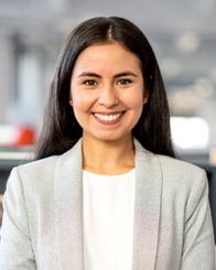 Cristina Gomez Headshot