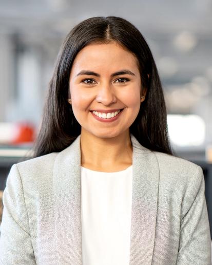 Cristina Gomez Headshot