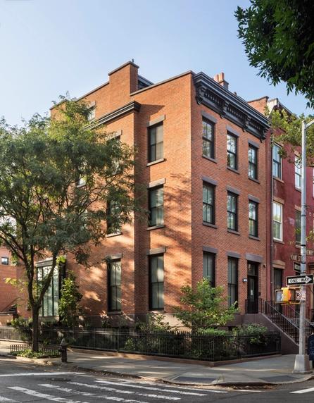 Cobble Hill Rowhouse Facade Corner