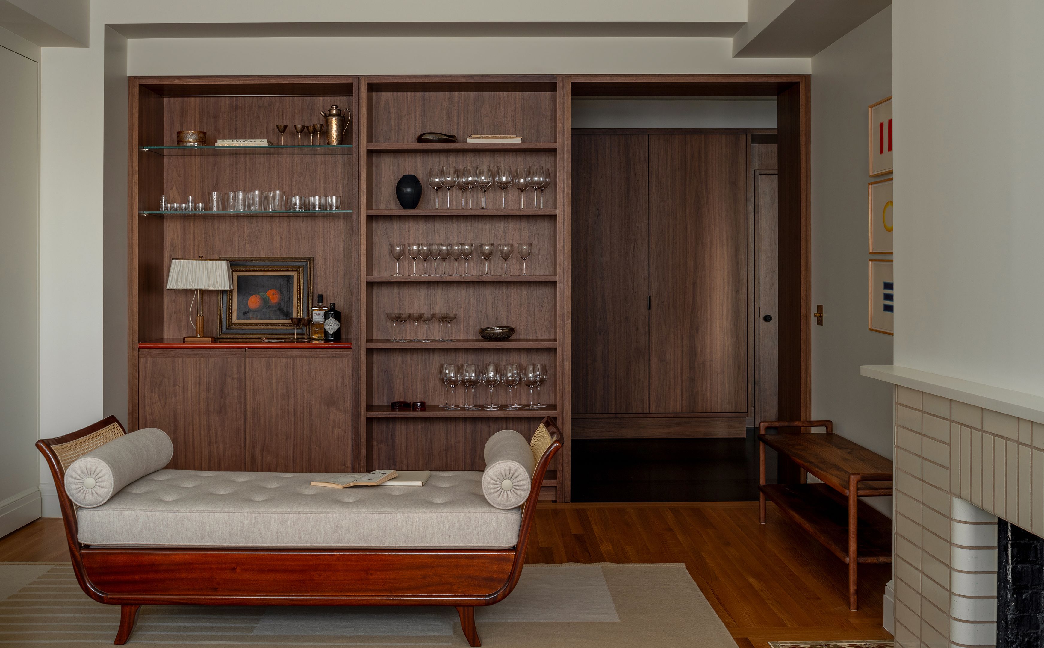 Fifth Avenue Apartment Dry Bar