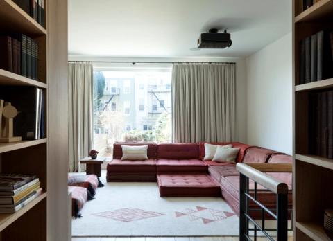 Williamsburg Italianate Librray