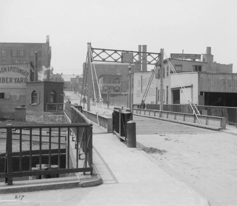 The Carroll Street Bridge, 1903