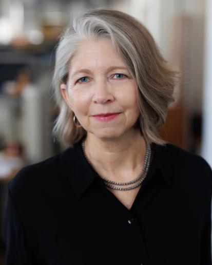 Kimberly Neuhaus headshot