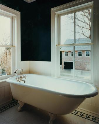 Watermill Farmhouse Bathtub