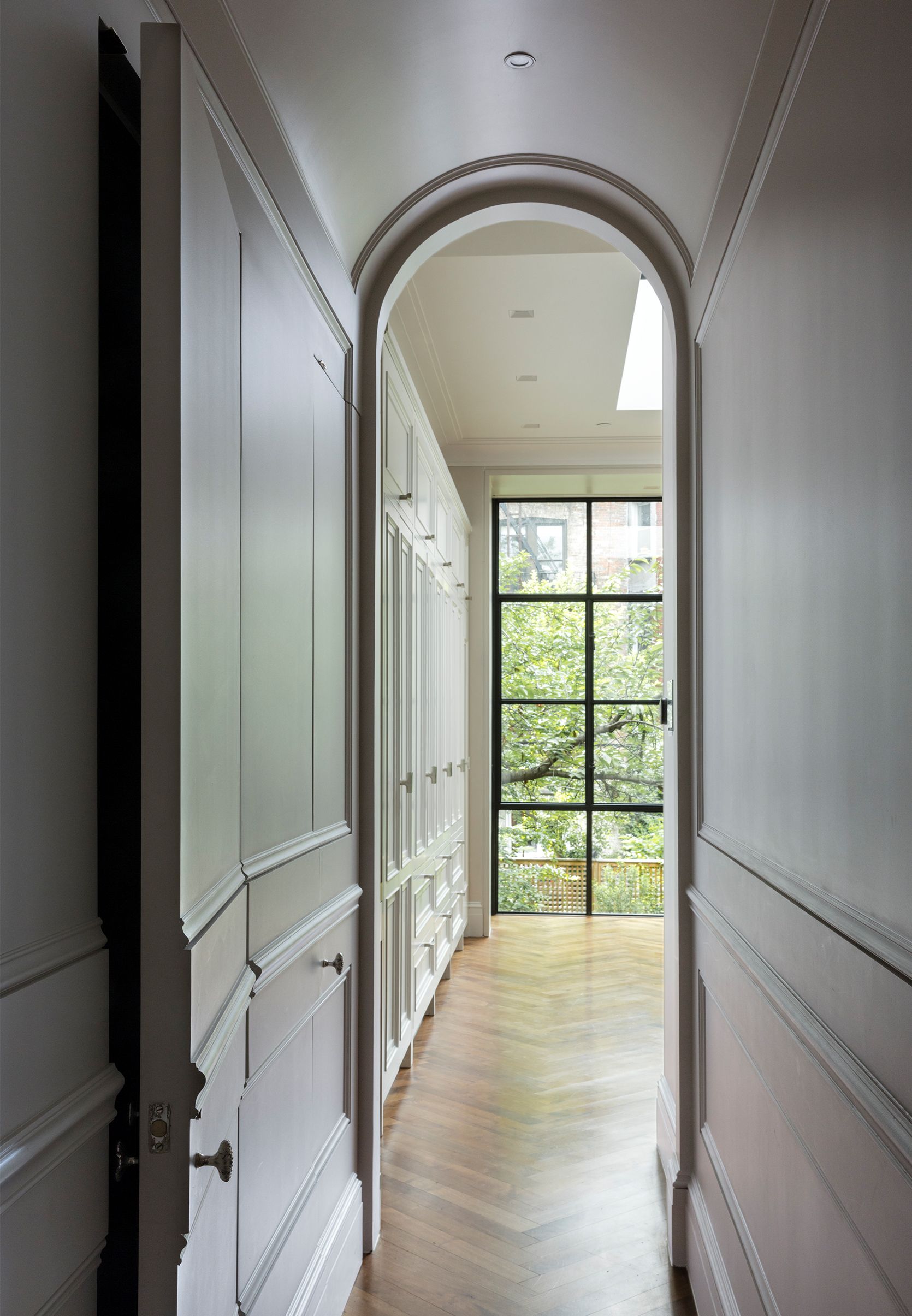 Cobble Hill Italianate Arched Hallway