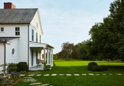 Litchfield County Farmhouse Yard and Garden