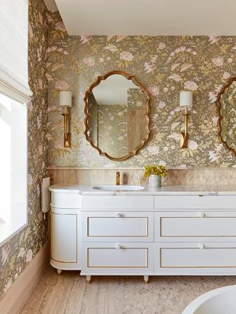 Brooklyn Heights Pre-War Bathroom