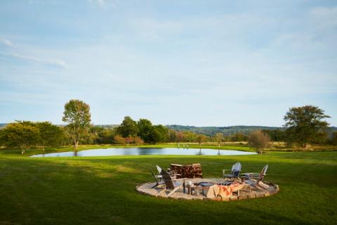 Litchfield County Farmhouse Fire Pit