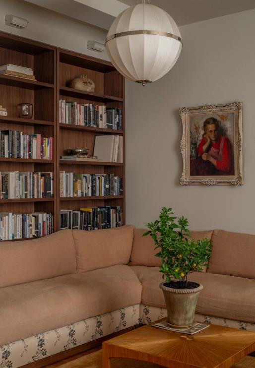 Fifth Avenue Apartment Library