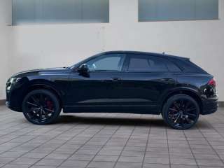 Audi SQ8 TFSI quattro