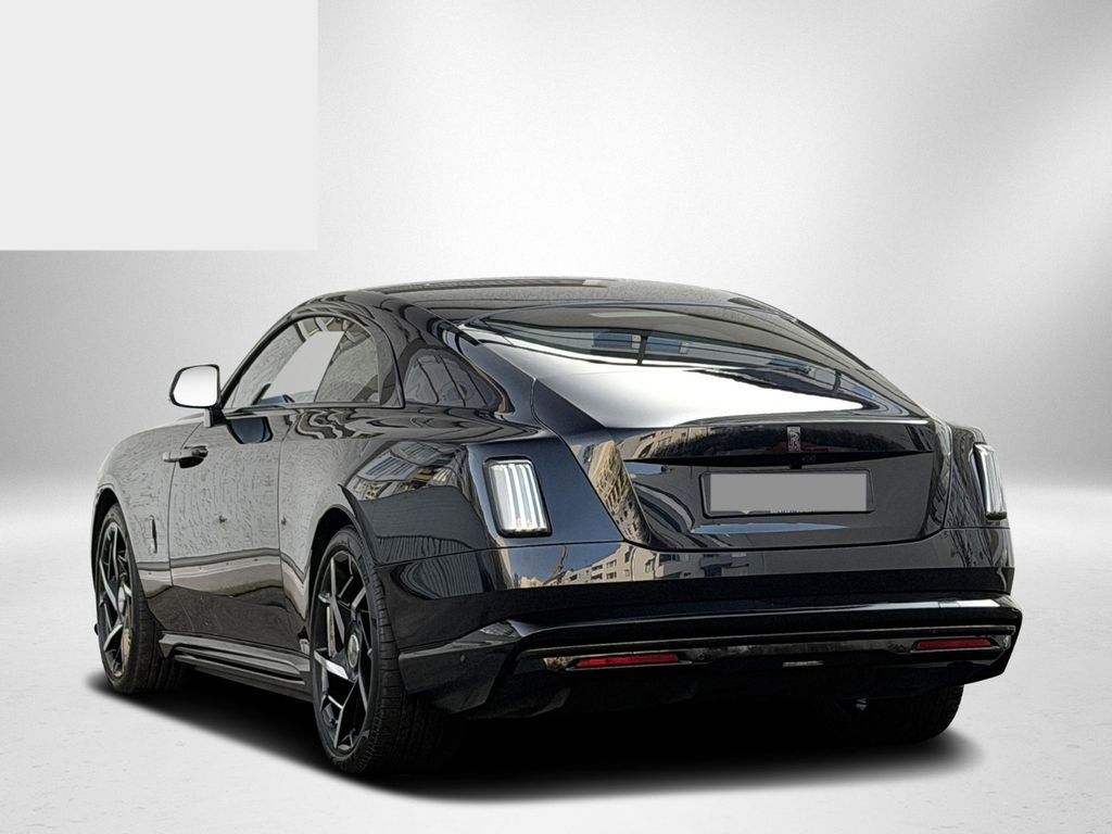 Rolls-Royce Spectre Black Badge 6