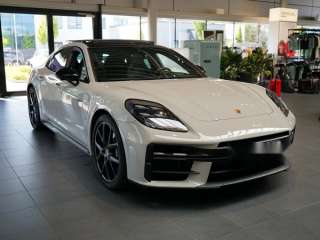 Porsche Panamera 4 E-Hybrid Kreide