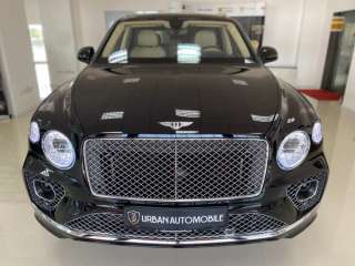 Bentley Bentayga 5