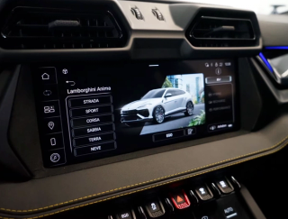 Lamborghini Urus SE 8