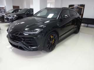 Lamborghini Urus 3