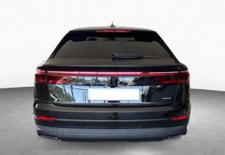 Audi Q8 55 TFSI e quattro 3