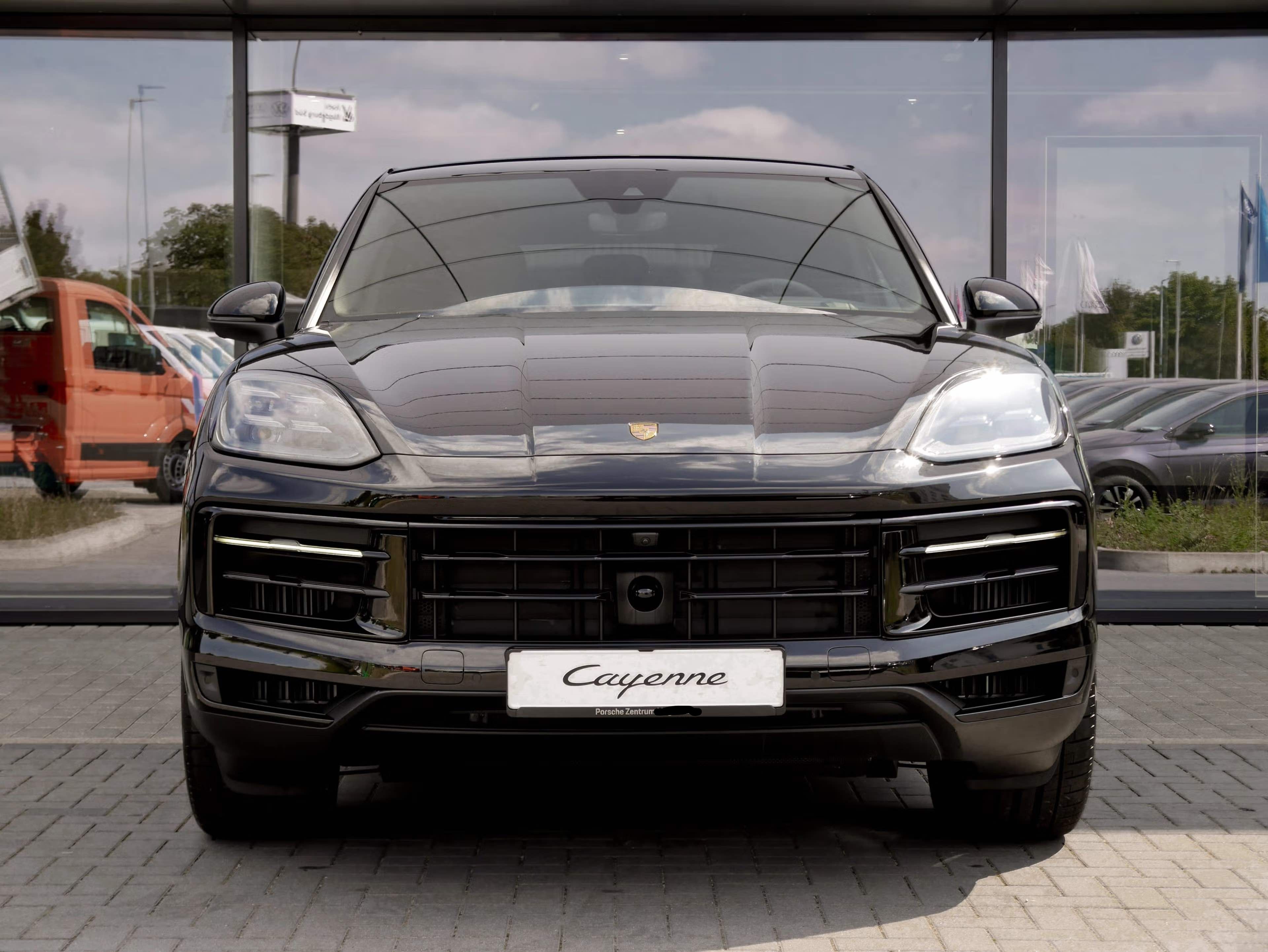 Porsche Cayenne E-Hybrid Coupe 6