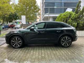 Porsche Macan 7
