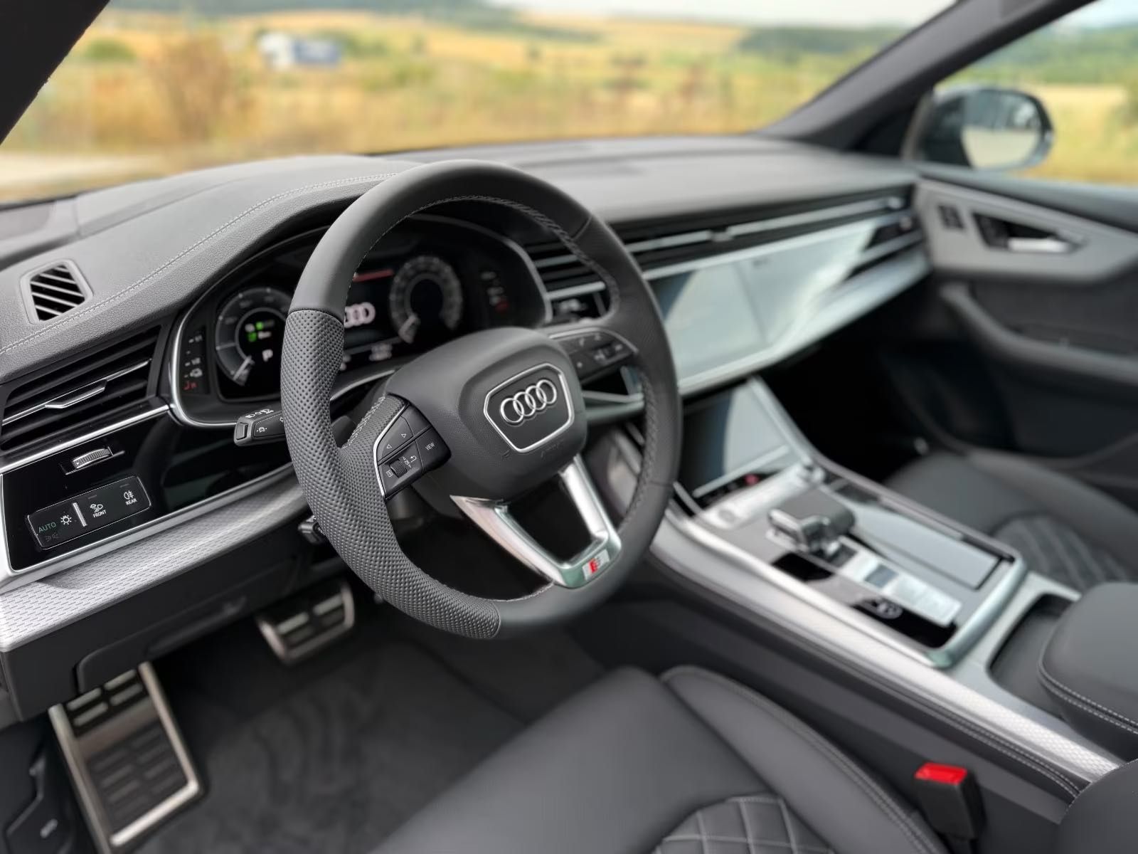Audi Q8 55 TFSI e quattro 7