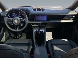 Porsche Macan Electric