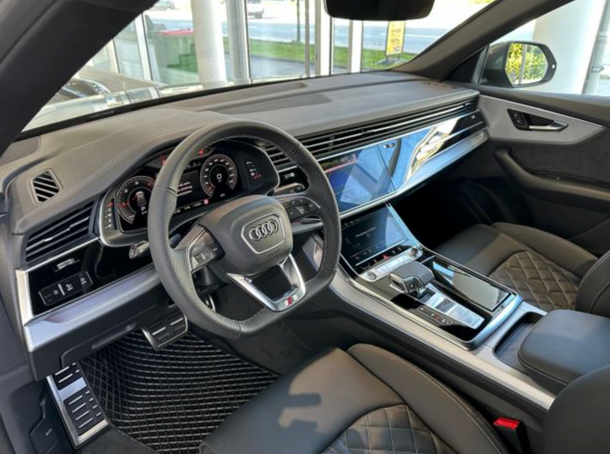 Audi Q8 50 TDI S-Line 6