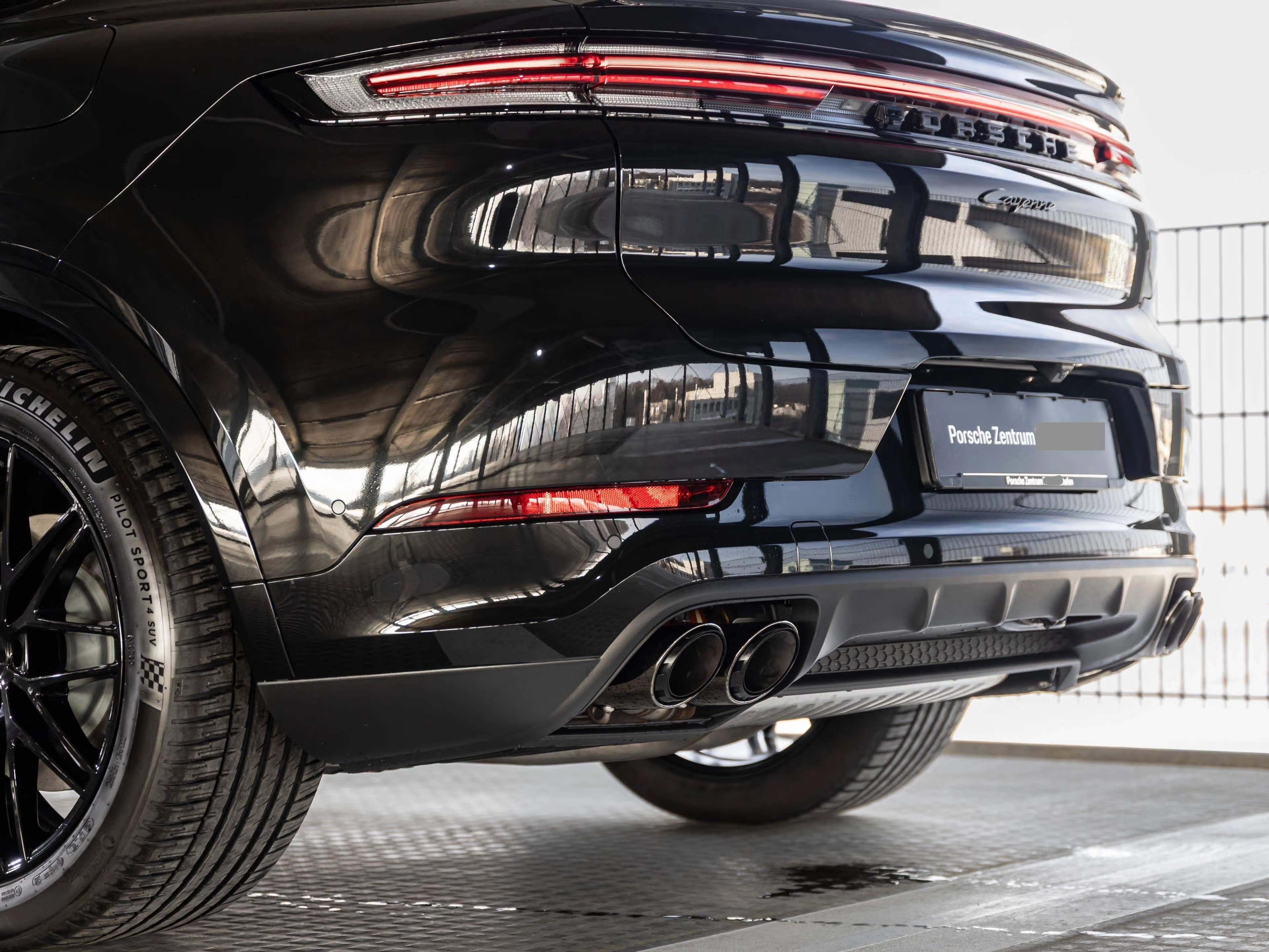 Porsche Cayenne E-Hybrid Coupe 5