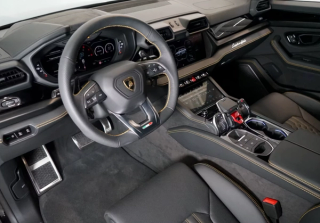Lamborghini Urus SE 4