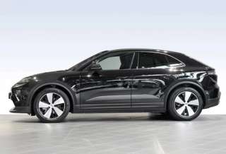 Porsche Macan Electric 4