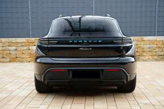 Porsche Macan Electric 4