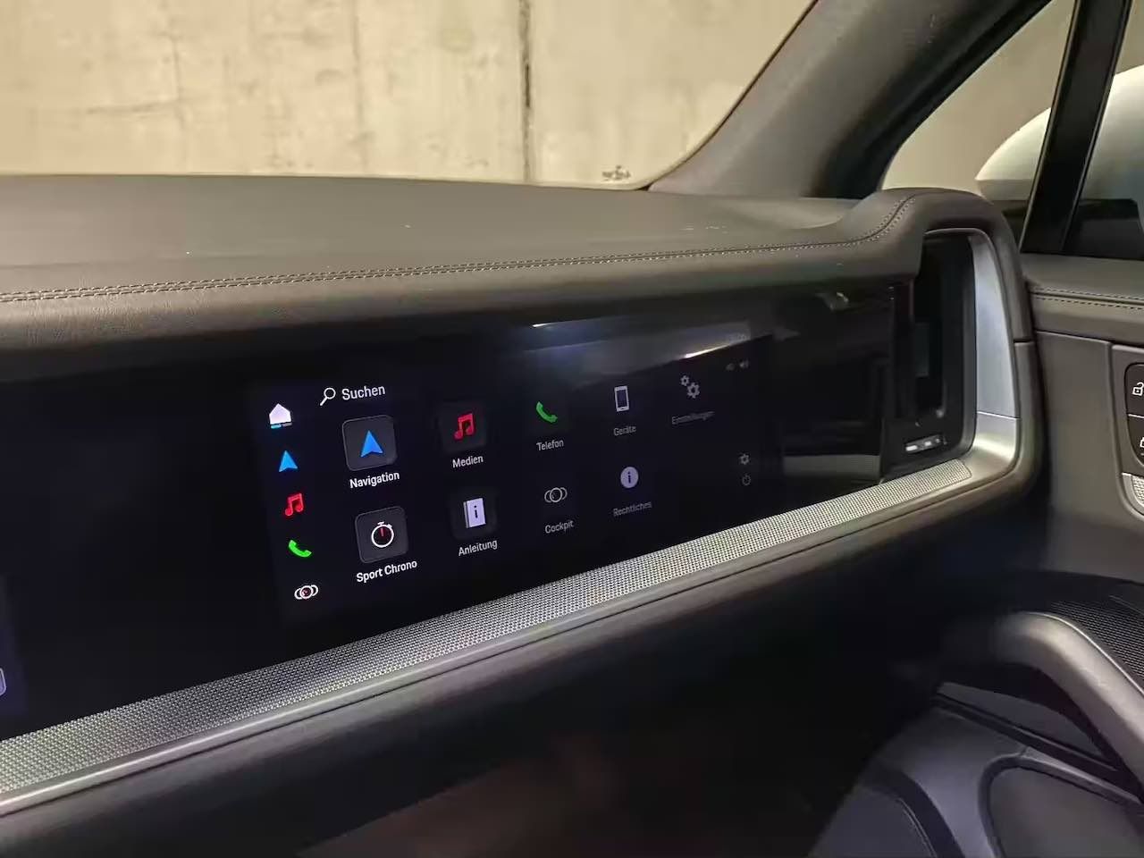 Porsche Cayenne 8