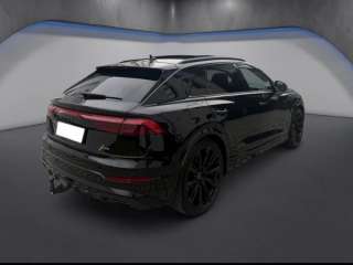 Audi Q8 TFSI e quattro S line business
