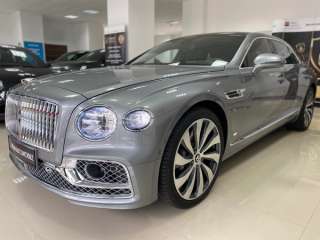 Bentley Flying Spur V8 3