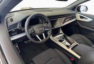 Audi Q8 55 TFSI e quattro 6