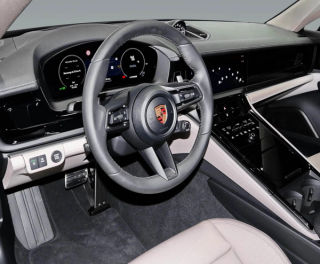 Porsche Panamera 4 E-Hybrid 4