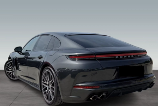 Porsche Panamera 4 E-Hybrid 3