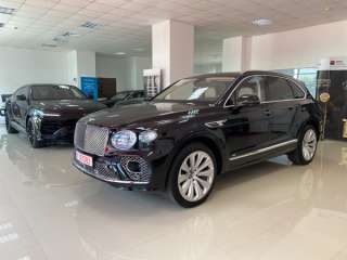 Bentley Bentayga 6