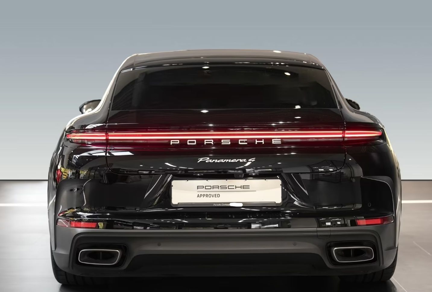 Porsche Panamera 4 4