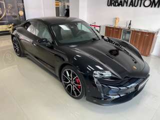 Porsche Taycan 4S 6