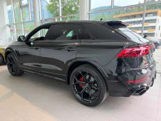 Audi RS Q8 performance