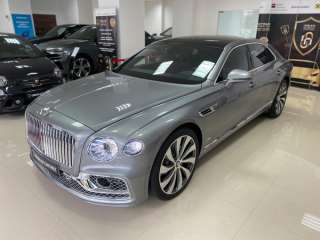 Bentley Flying Spur V8 6