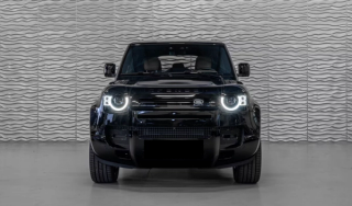 Land Rover Defender D300 110 X-Dynamic SE 1