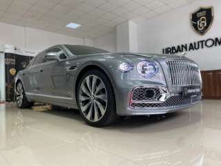 Bentley Flying Spur V8 4