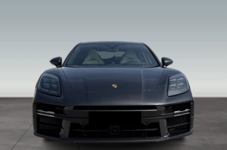 Porsche Panamera 4 E-Hybrid 1
