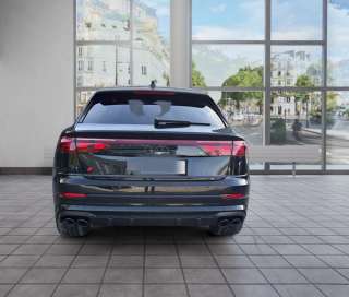 Audi SQ8 TFSI quattro