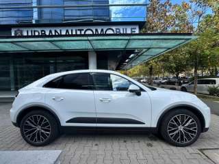 Porsche Macan 2